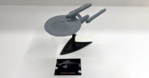 Star Trek Federation Class Dreadnought Starship Display Model 